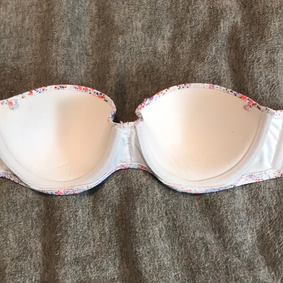 Rare Victoria’s Secret strapless bikini top - Picture 3 of 4